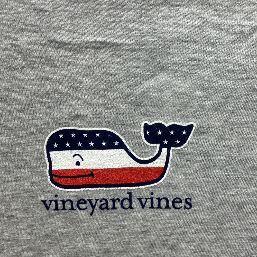 Vineyard Vines Mens Grey Heather Patriotic USA Flag Whale Hoodie T-Shirt M NWT - Picture 2 of 7